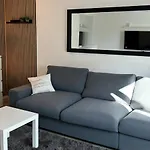 Stylish Top-floor Apt. 1 - Apolonialiving *