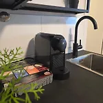 Stylish Top-floor Apt. 1 - Apolonialiving *